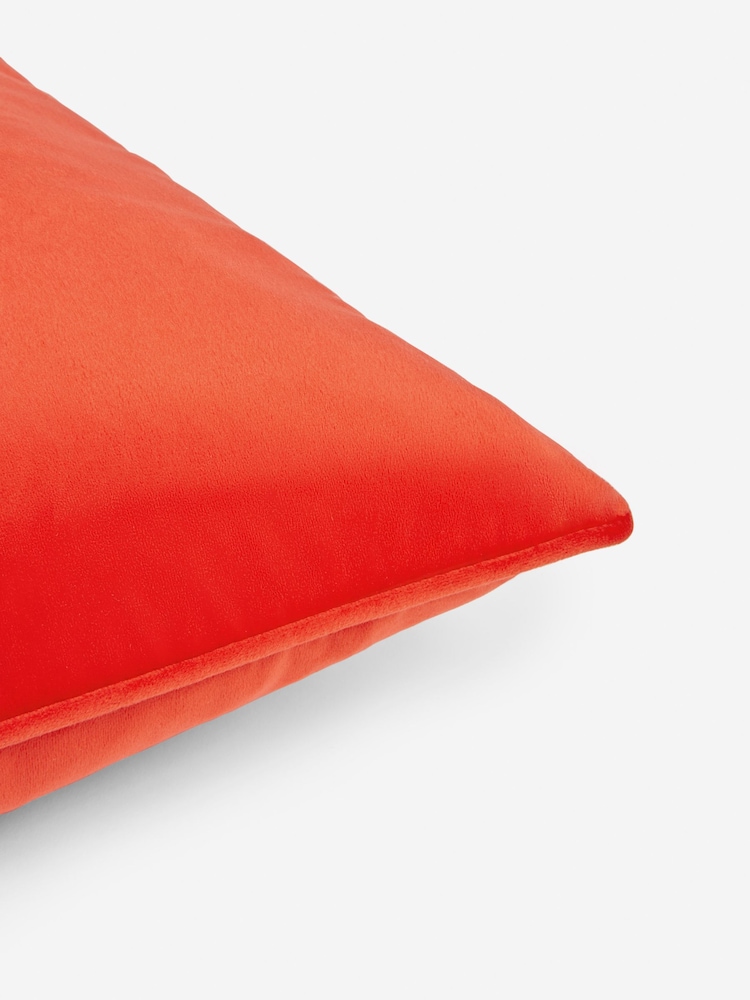 Red 59 x 59cm Matte Velvet Cushion - Image 5 of 5