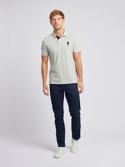 رمادي - U.S. Polo Assn. Regular Fit Mens Player 3 Pique 100% Cotton Polo Shirt - صورة 3 من 9