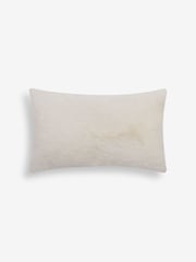 Ivory 40 x 59cm Plush Faux Fur Cushion - Image 3 of 4