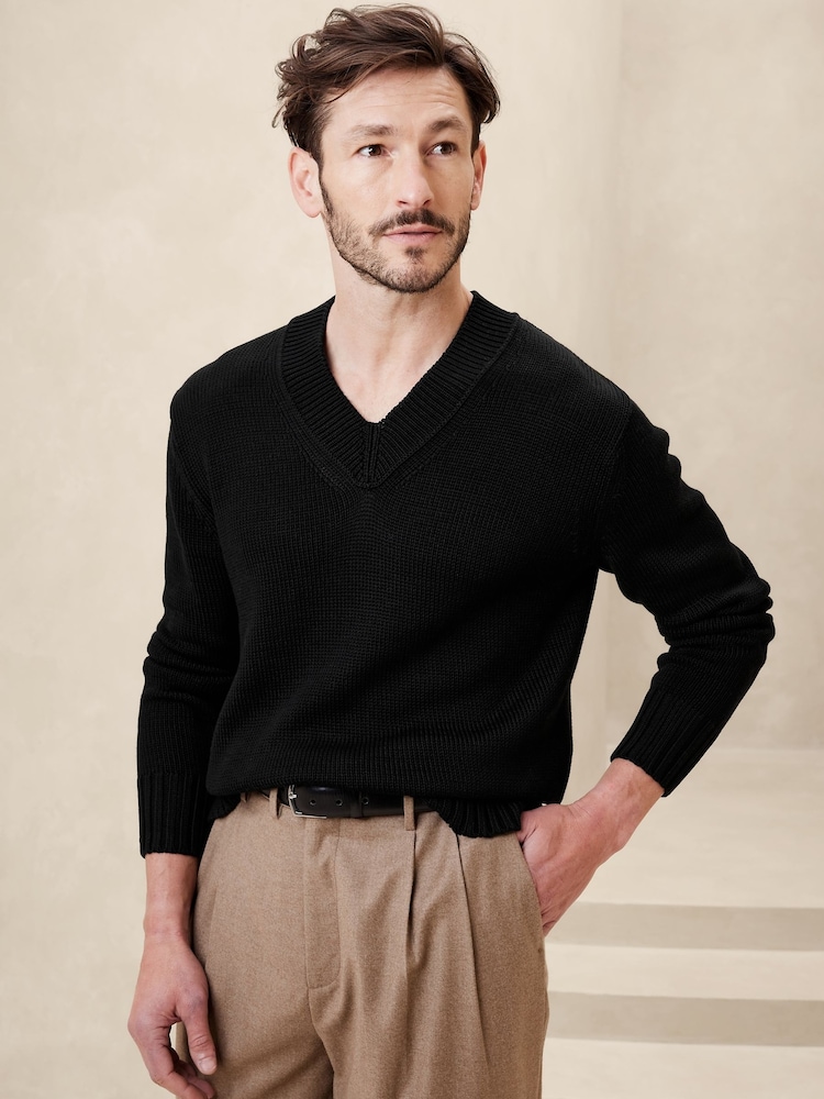 Banana Republic Black Point Sur Cotton V-Neck Jumper - Image 1 of 3