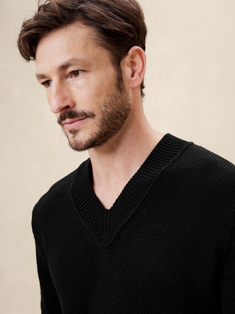 Banana Republic Black Point Sur Cotton V-Neck Jumper - Image 3 of 3