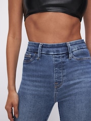 Good American Light Blue Power Stretch Pull On Skinny Jeans - Image 5 of 6