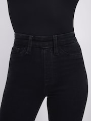 Good American Black Power Stretch Pull On Skinny Jeans - Image 7 of 7