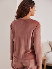 Bath & Body Works Rust Brown Fleece Top - Image 5 of 8