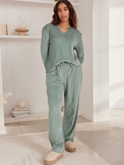 Bath & Body Works Green Fleece Wide Leg Trousers - Image 3 of 9