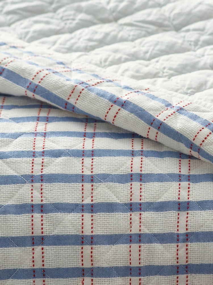White/Blue Woven Check 100% Cotton Quilted Throw - Image 3 of 3