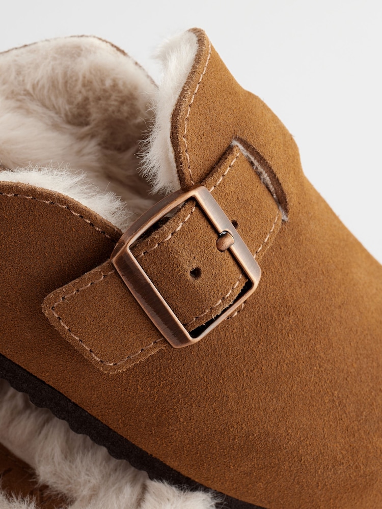 Hellbraun - Suede Faux fur lined Slip On Clogs - Bild 5 von 5 Hellbraun - Suede Faux fur lined Slip On Clogs - Bild 5 von 5