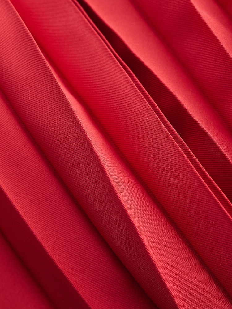Red Pleated Short Sleeve Dress - Image 6 of 6