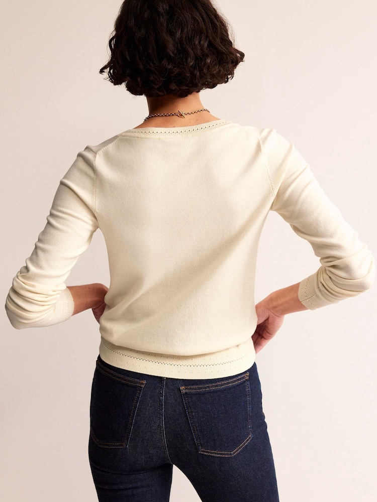 Boden Cream V-Neck Catriona Cotton Jumper - Image 2 of 6