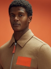 חום בהיר - McLaren F1 Wool Blend Leather Patch Varsity Bomber Jacket - תמונה 6 מתוך 9