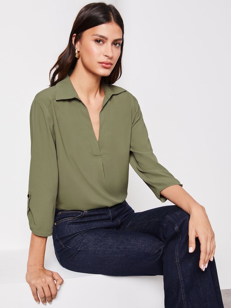 Lipsy Moss Green Petite V Neck 3/4 Sleeve Collared Blouse - Image 4 of 4