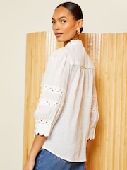 Love & Roses White V Neck Ric Rac Trim Blouse - Image 3 of 4