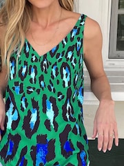Love & Roses Green Animal Petite V Neck V Back Woven Vest - Image 3 of 4