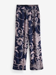 أزرق داكن/وردي - طقم بيجامة Josette بأزرار كاملة من Laura Ashley - Image 10 of 10