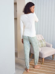 طقم بيجامة مضلَّعة من Laura Ashley - صورة 4 من 9