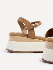 Linzi Brown Maple Crossover Sandals With Ankle Strap - Image 5 of 5