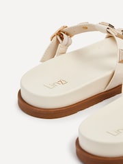 Linzi Natural Alert T-Post Studded Slider - Image 5 of 5