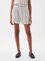 Gap Neutral Stripe 4" Linen Cotton Everyday Shorts - Image 1 of 4