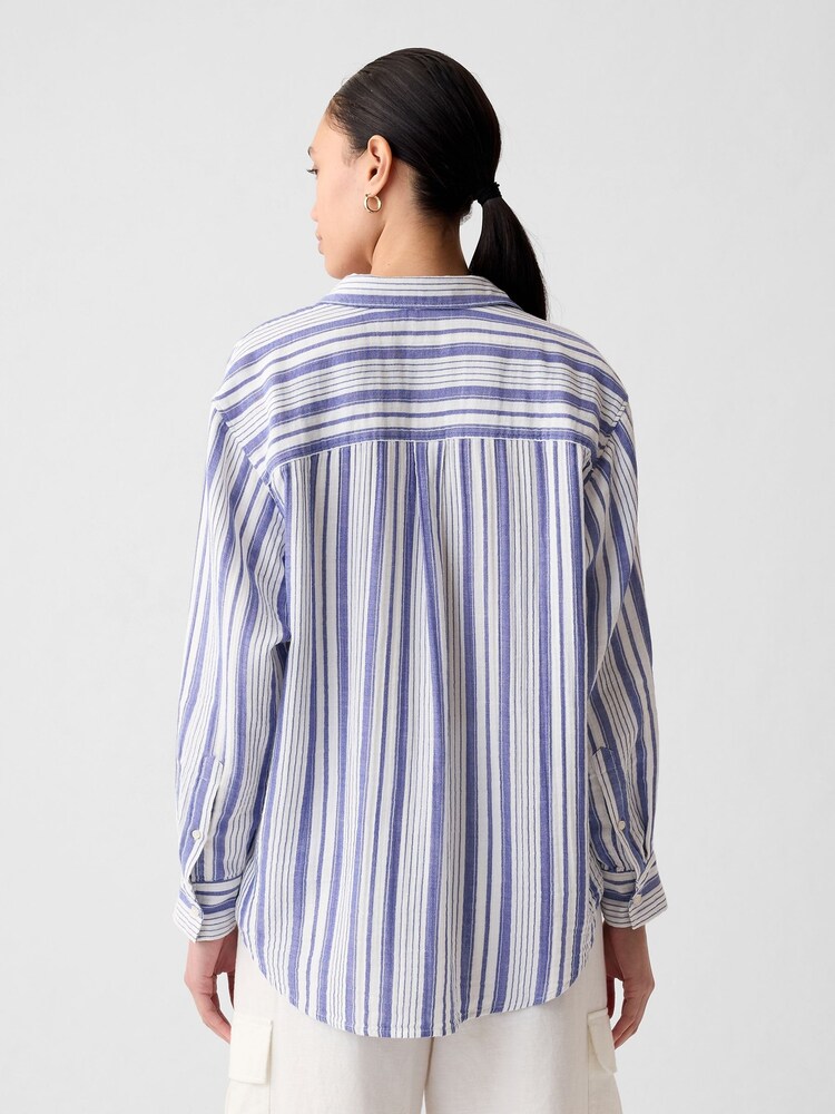 Gap Blue Crinkle Cotton Long Sleeve Oversize Shirt - Image 2 of 3 Gap Blue Crinkle Cotton Long Sleeve Oversize Shirt - Image 2 of 3