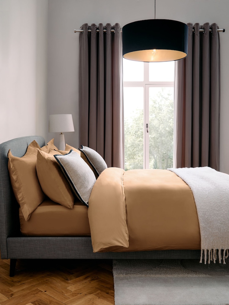 Camel Tan N. Premium 400 Thread Count 100% Egyptian Cotton Sateen Luxury Duvet Cover And Pillowcase Set - Image 2 of 5