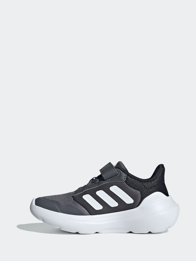 Gris et noir - Baskets de running adidas Tensaur pour enfants - Image 2 de 9