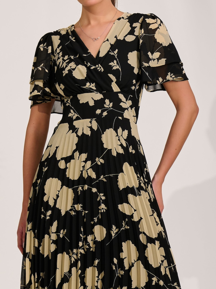 Jolie Moi Black Chiffon Pleated Maxi Dress - Image 6 of 6 Jolie Moi Black Chiffon Pleated Maxi Dress - Image 6 of 6