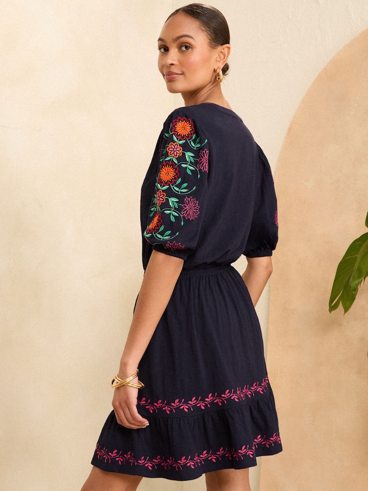 Skater Mini Rochie, cu mâneci bufante, brodate Love & Roses - Image 3 of 4