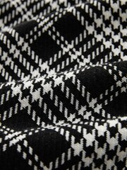 Black/White Textured Check Shacket - Image 7 of 7