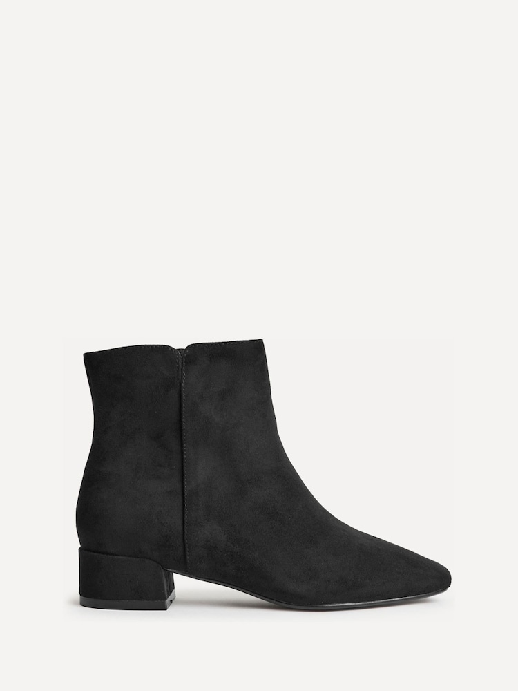 Noir - Linzi Tailored Wide Fit Block Heeled Ankle Boots - Image 2 de 5 Noir - Linzi Tailored Wide Fit Block Heeled Ankle Boots - Image 2 de 5