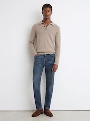 Blaue Waschung - Reiss Floyd Comfort-Stretch Slim-Fit Jeans - Bild 1 von 7
