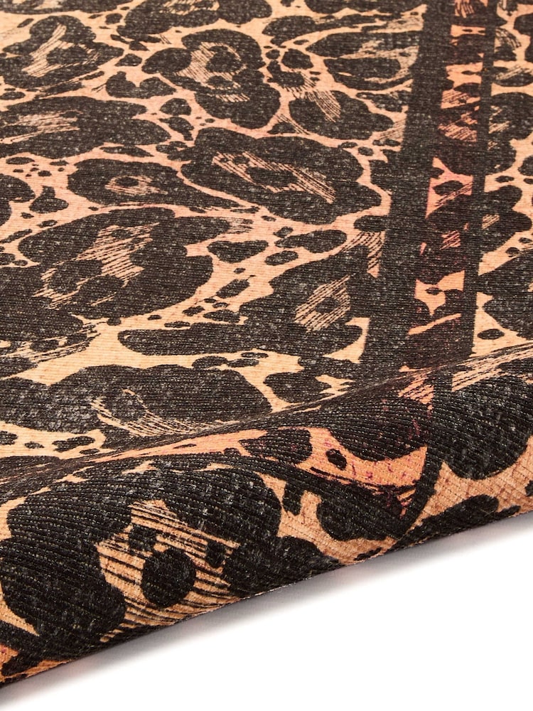 Laurence Llewelyn-Bowen Black/Orange Dandy Washable Flat Weave Rug - Image 6 of 6