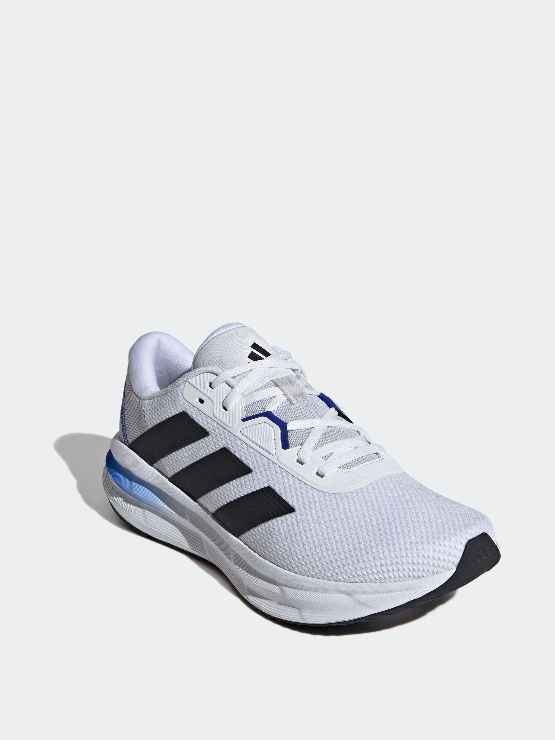 Adidas lightweight trainers outlet