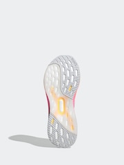 adidas White Ultraboost 5 Trainers - Image 13 of 18
