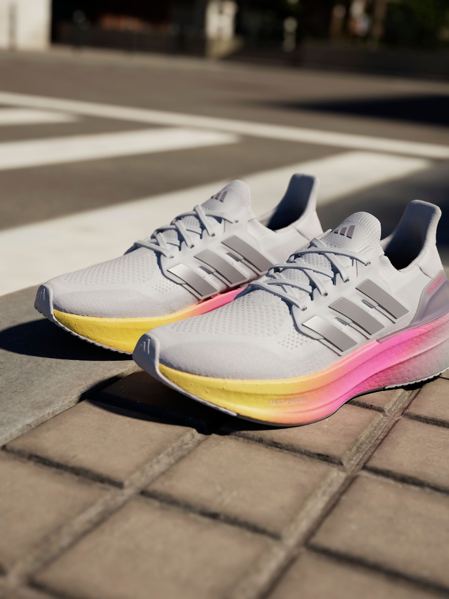 Ultraboost 18 all white on sale