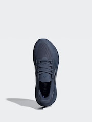 adidas Blue Ultraboost 5 Trainers - Image 4 of 8