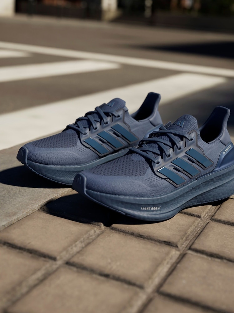 adidas gazelle silver green womens Adidas Ultraboost 22 Blue Sapphire main image 0