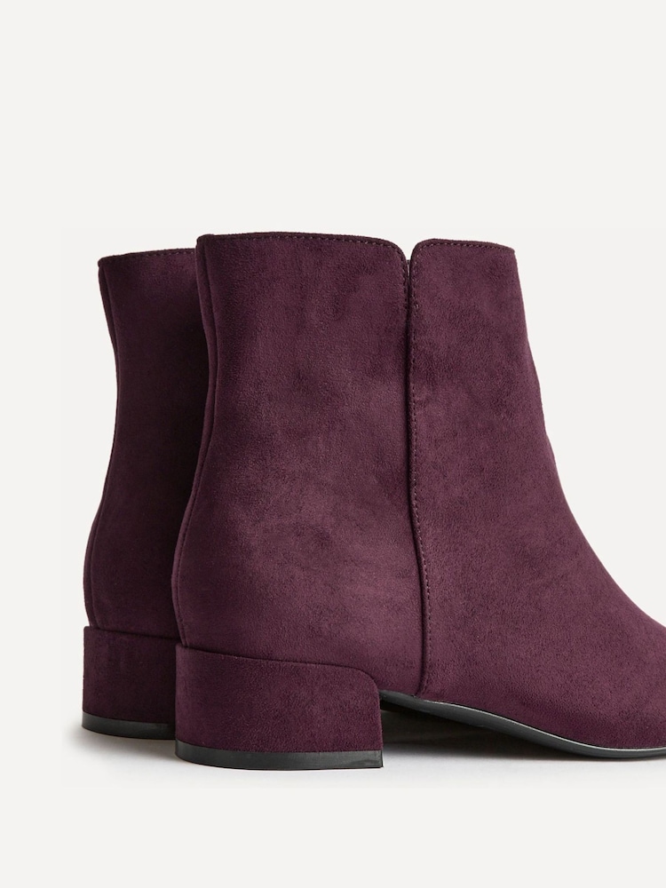 Rouge - Linzi Tailored Wide Fit Block Heeled Ankle Boots - Image 5 de 5 Rouge - Linzi Tailored Wide Fit Block Heeled Ankle Boots - Image 5 de 5