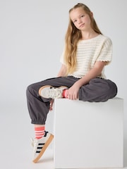 adidas Grey/Black Junior Campus 00s Trainers - Image 2 of 7