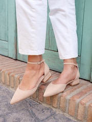 Linzi Nude Wide Fit Dolly Low Block Court Heels - Image 1 of 5