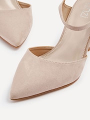 Nude - Zapatos de tacón de corte ancho con parte trasera abierta y tira en el tobillo de Linzi - Imagen 4 de 5