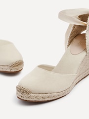 Alb - Linzi Bryony Closed Toe Espadrille Inspired Pantofi cu platformă Sandale - Image 5 of 6