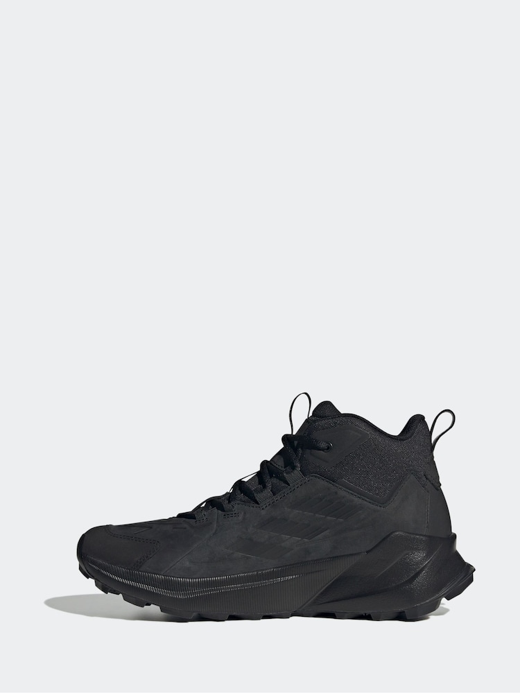أسود - adidas Terrex Trailmaker 2.0 Leather Hiking Shoes - صورة 2 من 10 أسود - adidas Terrex Trailmaker 2.0 Leather Hiking Shoes - صورة 2 من 10
