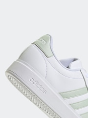 adidas green/white Grand Court 2.0 Trainers - Image 7 of 8
