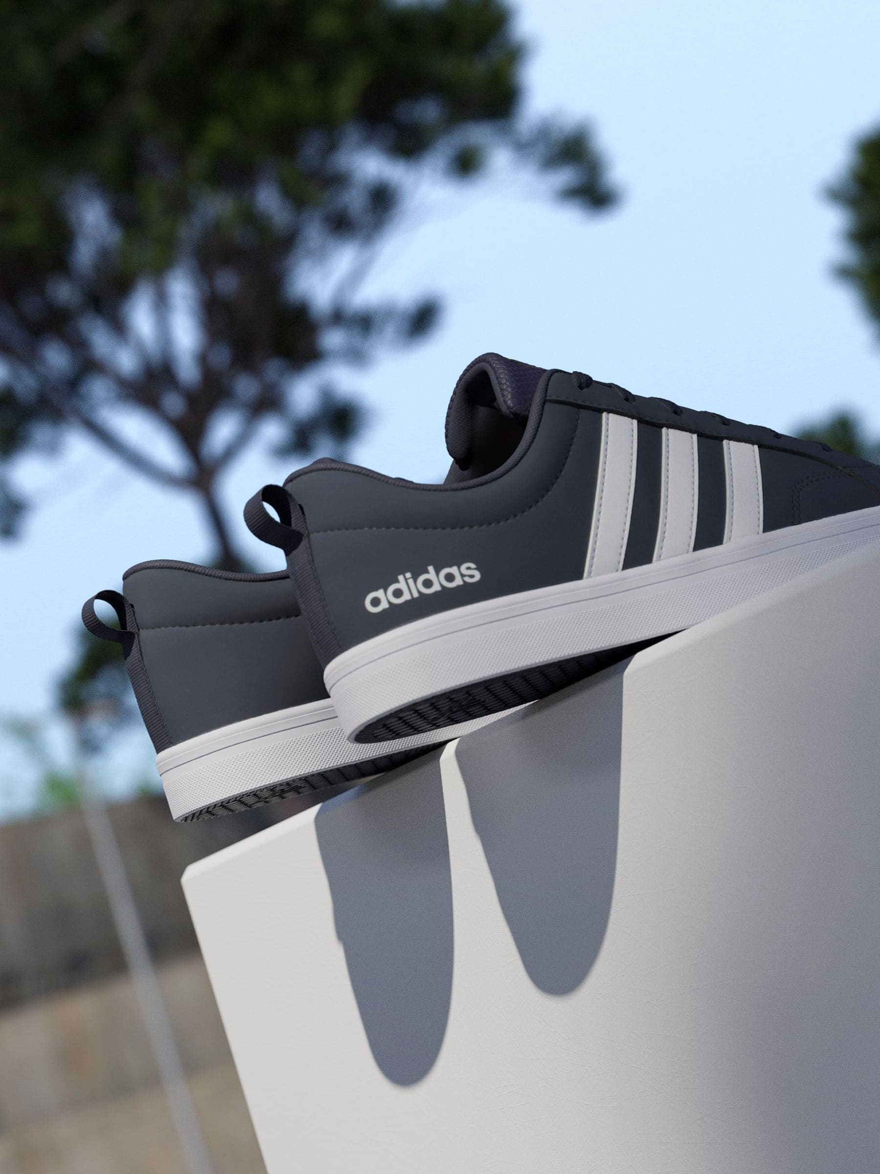Comprar Marinho/Branco - adidas VS Pace 2.0 Treinadores from Next