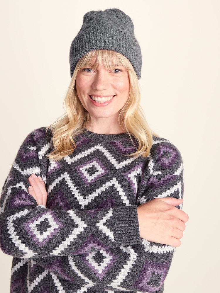 Gris - Tog 24 Janice Supersoft Cable Knit Beanie - Imagen 2 de 4 Gris - Tog 24 Janice Supersoft Cable Knit Beanie - Imagen 2 de 4