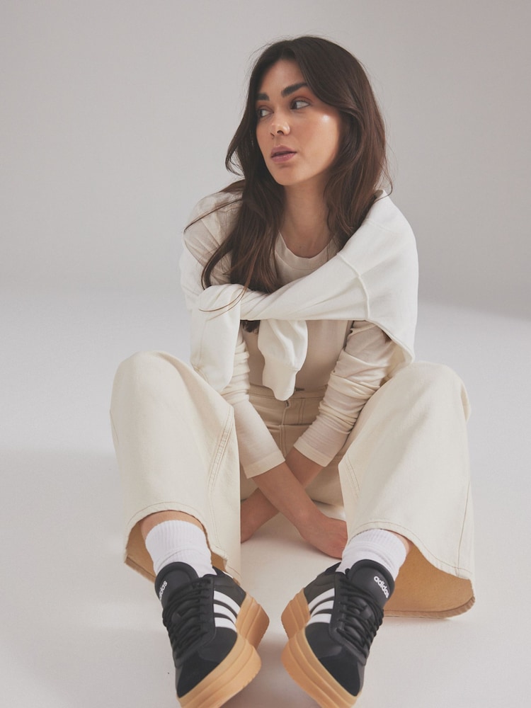 adidas gazelle silver green womens adidas Women's Grand Court Lo Shoes, Crystal White/Cyber Metallic/Gum / 5.5