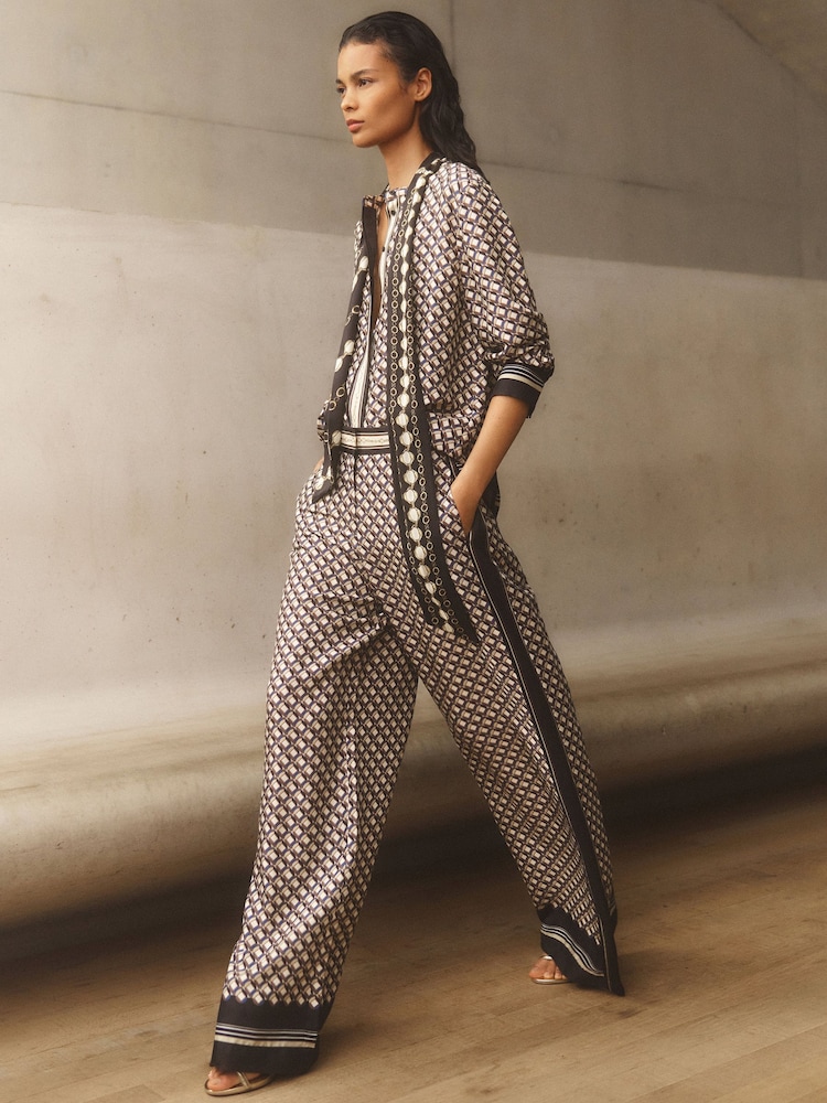 Reiss Navy/Gold Carmine Scarf-Print Wide-Leg Trousers - Image 1 of 8