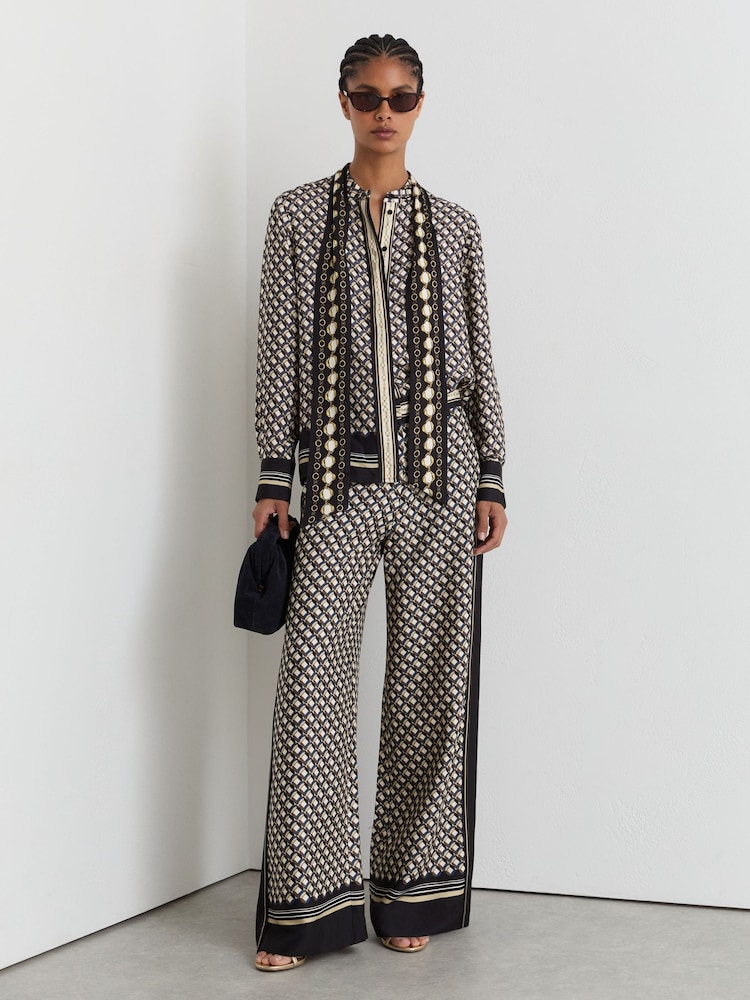 Reiss Navy/Gold Carmine Petite Scarf-Print Wide-Leg Trousers - Image 1 of 7