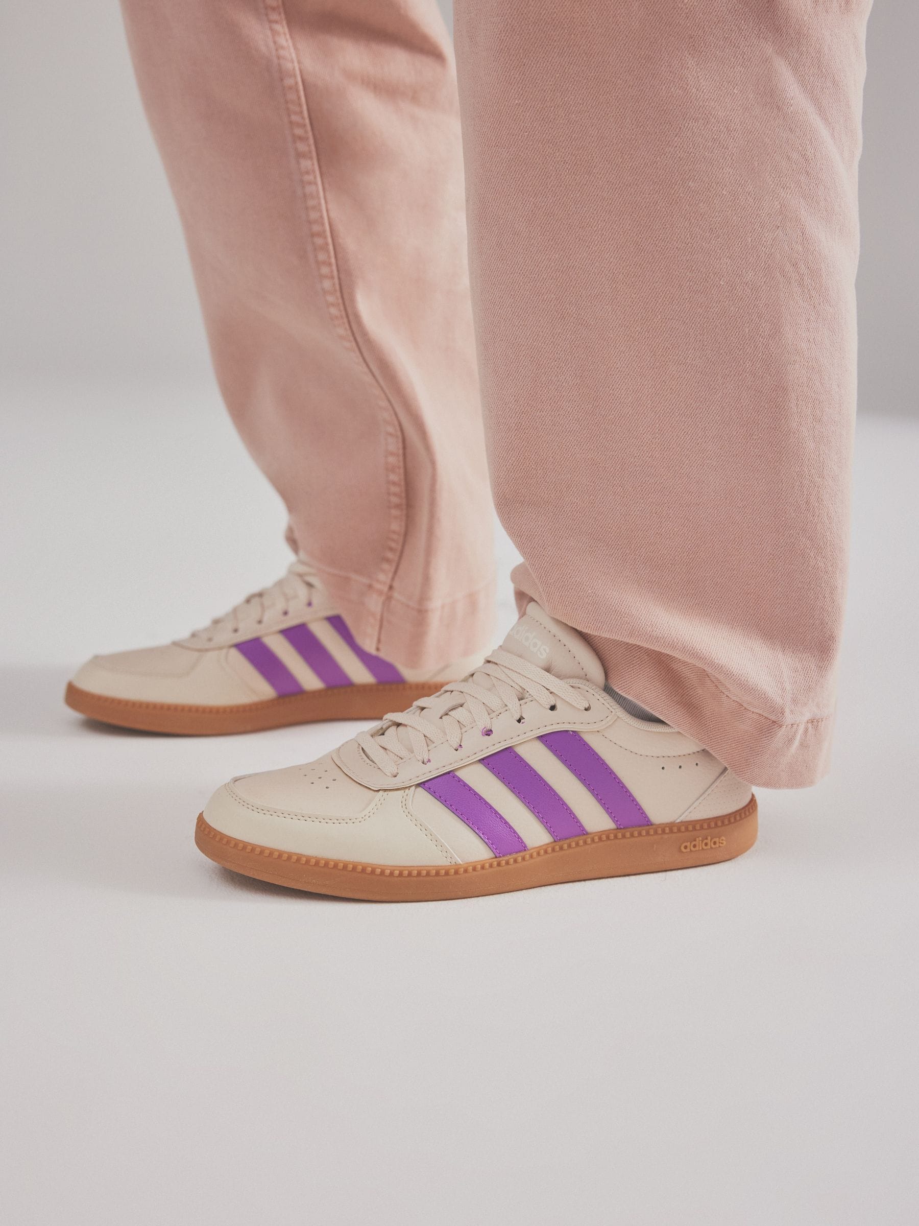 Adidas purple pink store