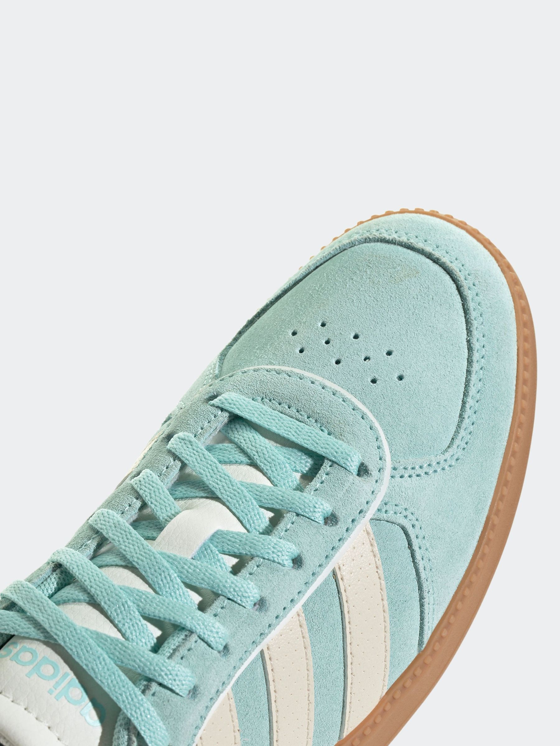 Cumpără Verde - Pantofi sport adidas Breaknet Sleek from Next Romania